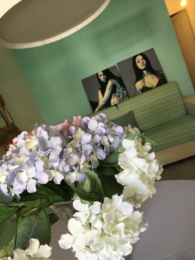 Appartement Resident Sant’ Anna à Marina di Massa Extérieur photo